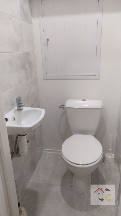 Prenajatý do 31.12.2025...2 izbový byt Levočská, Prešov, rekonštrukcia, čiastočne zariadený