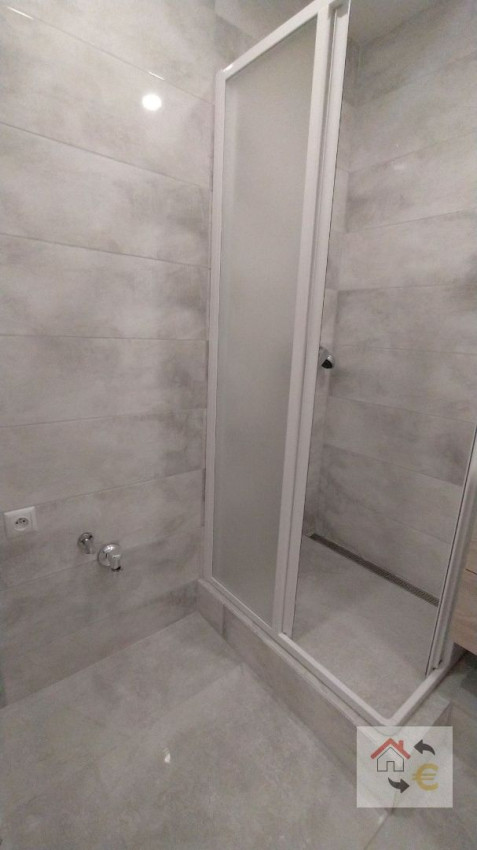 Prenajatý do 31.12.2025...2 izbový byt Levočská, Prešov, rekonštrukcia, čiastočne zariadený