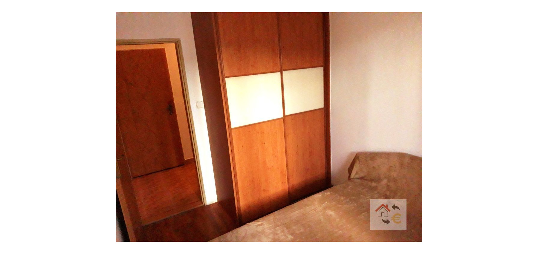 Voľný od 1.12.2025... 2 izbový byt s parkovacím miestom Budovateľská Prešov - zariadený