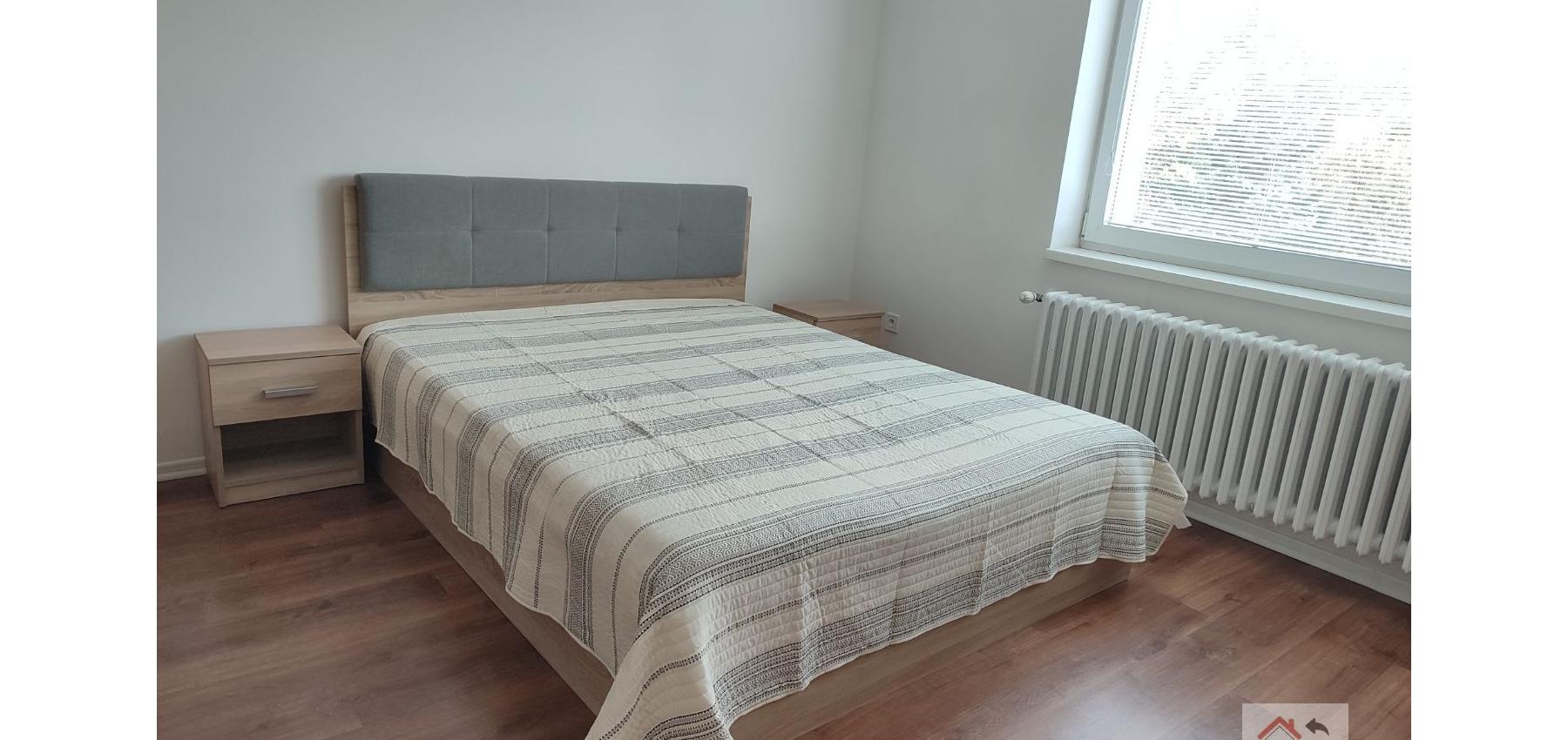 Prenajatý do 1.9.2024...Prenájom 1 izbový byt s kuchynským kútom, komplet rekonštrukcia, plne zariadený