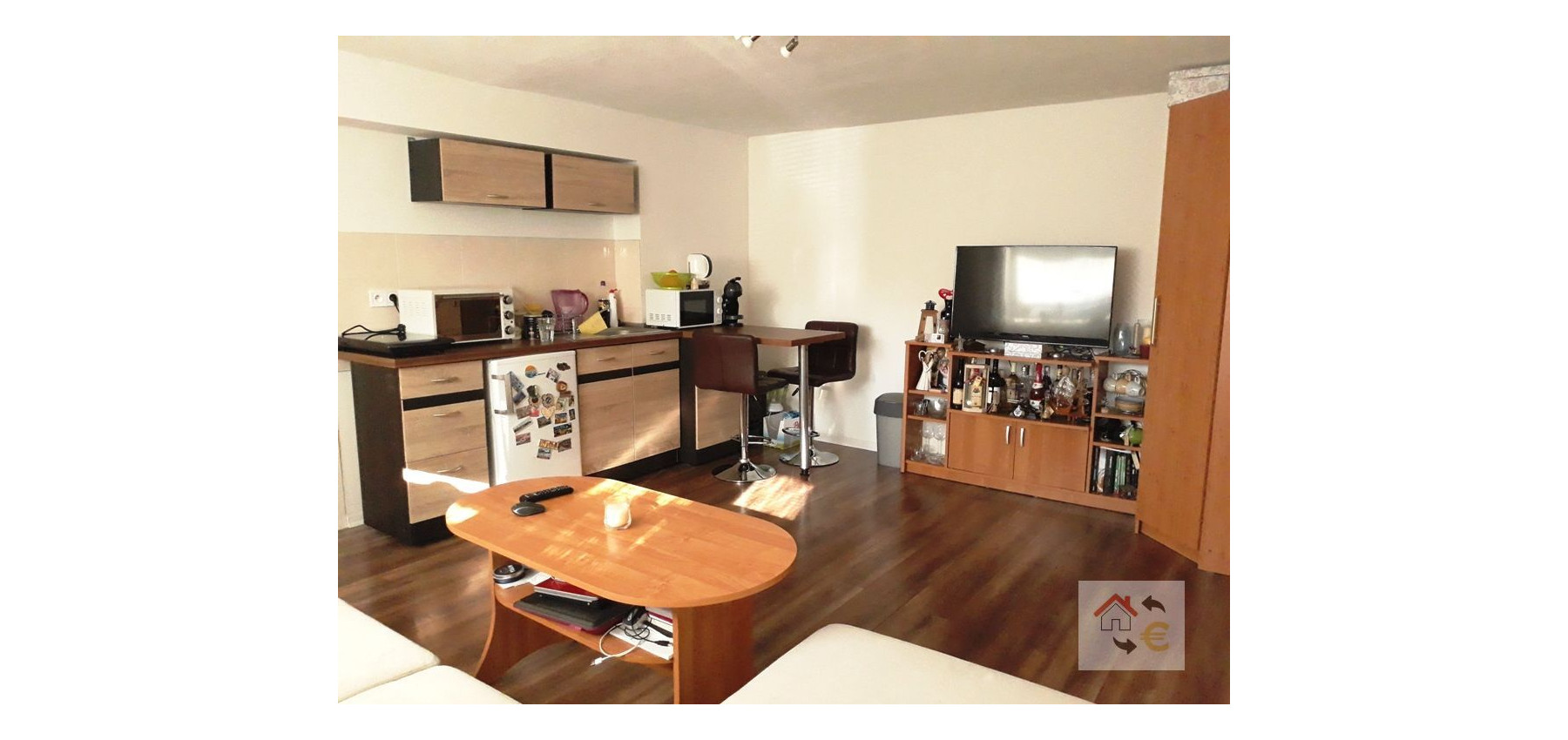 Prenajatý do 1.9.2026...Prenájom 1 izbový byt s kuchynským kútom, komplet rekonštrukcia, plne zariadený