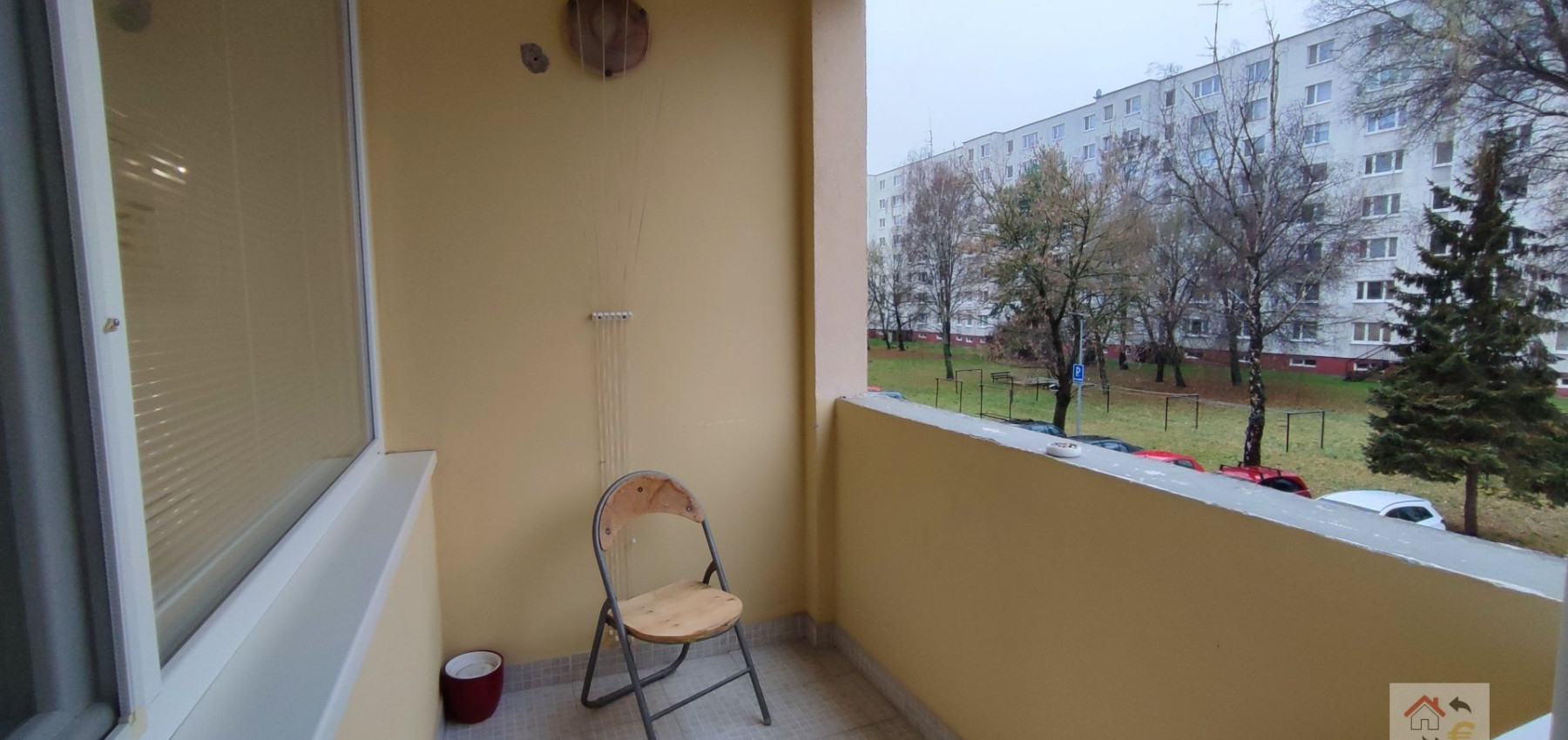 Krásny svetlý a vzdušný 3 izbový kompletne zariadený byt, plne vybavený s loggiou Tomášikova