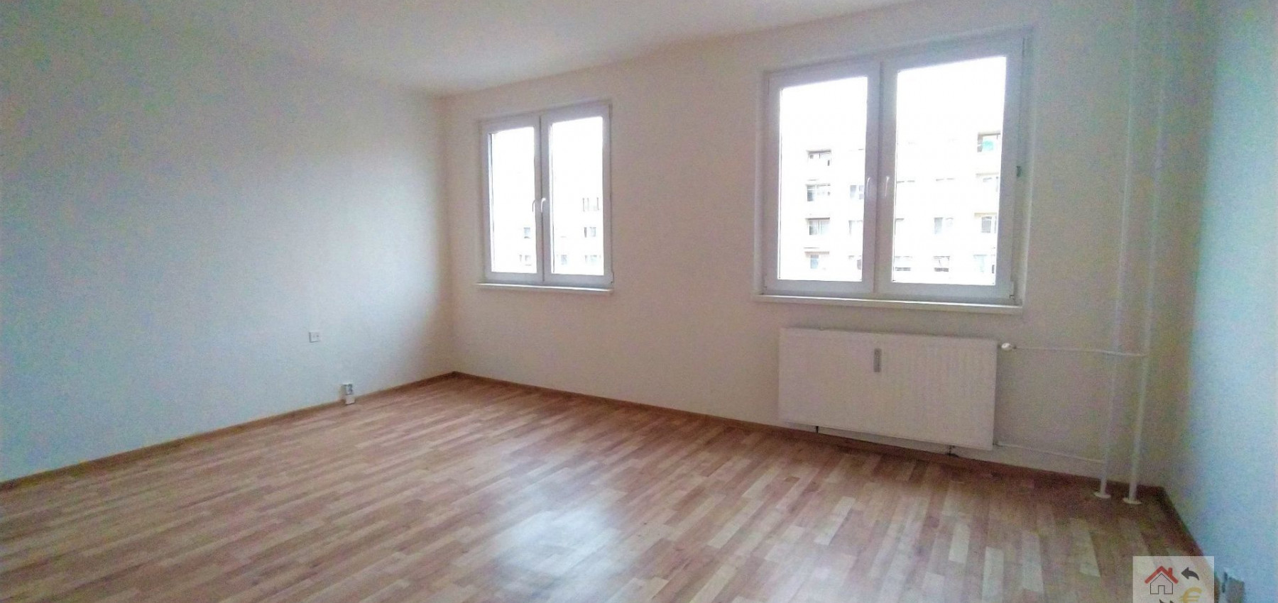 PRENAJATÝ DO 1.4.2026...Na prenájom veľký 2 izbový byt Magurská Prešov, zariadený