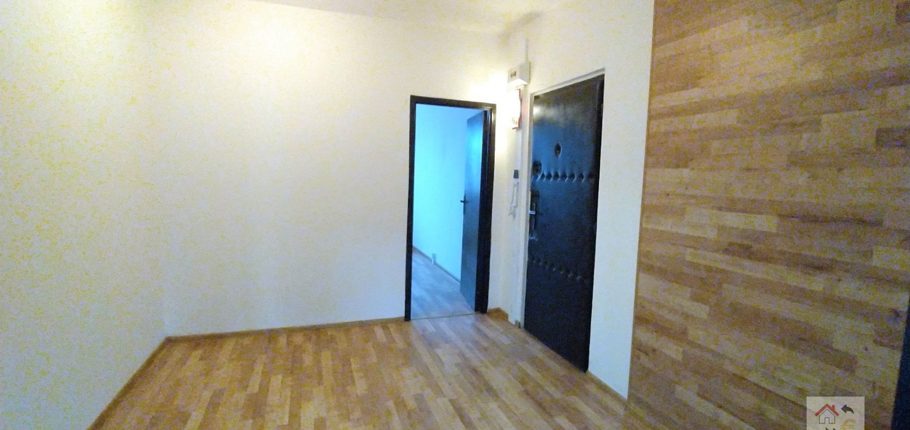 PRENAJATÝ DO 1.4.2026...Na prenájom veľký 2 izbový byt Magurská Prešov, zariadený