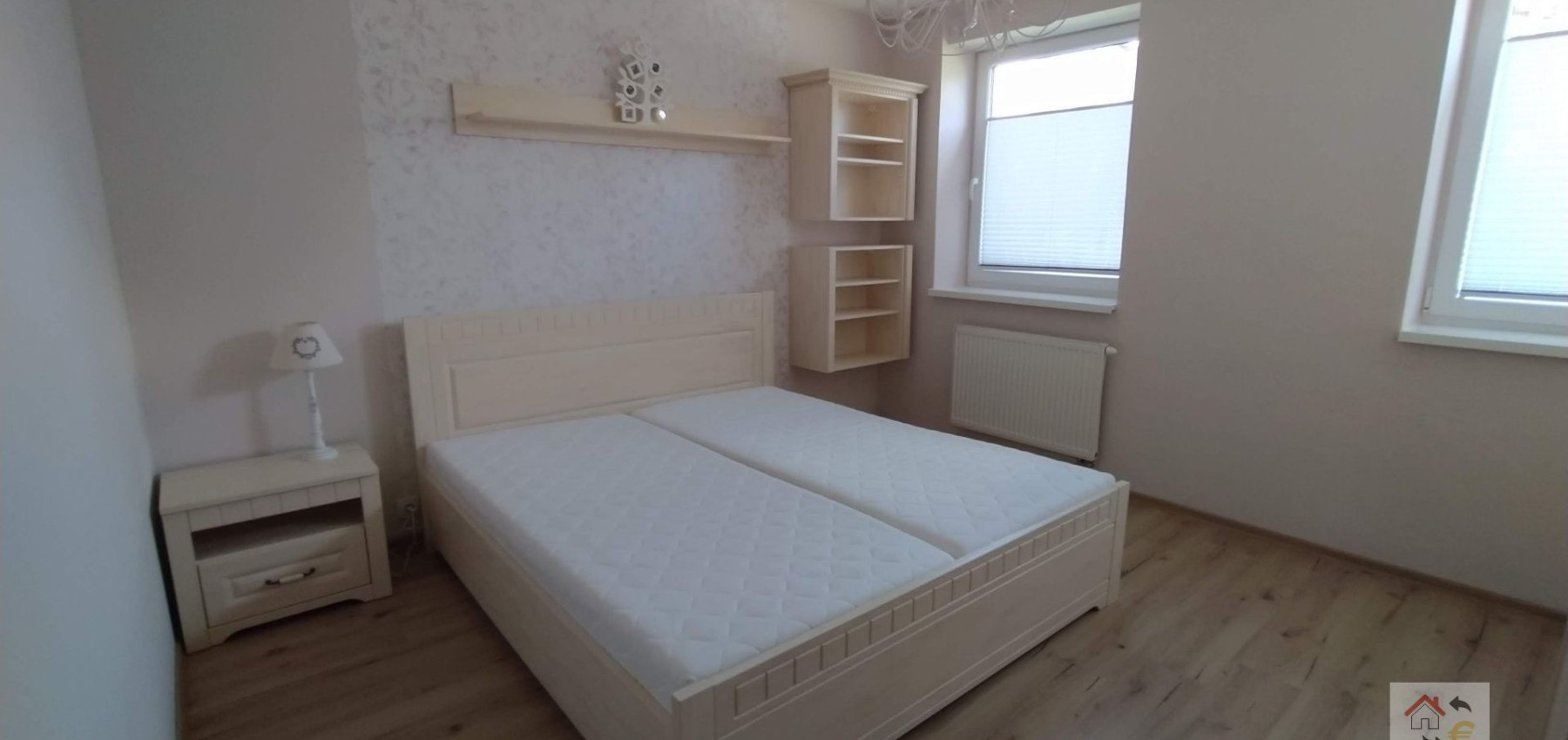 Prenajaté do 1.6.2026 - Krásny 3 izbový byt kompletne zariadený byt Nižná Šebastová - Slánska ulica