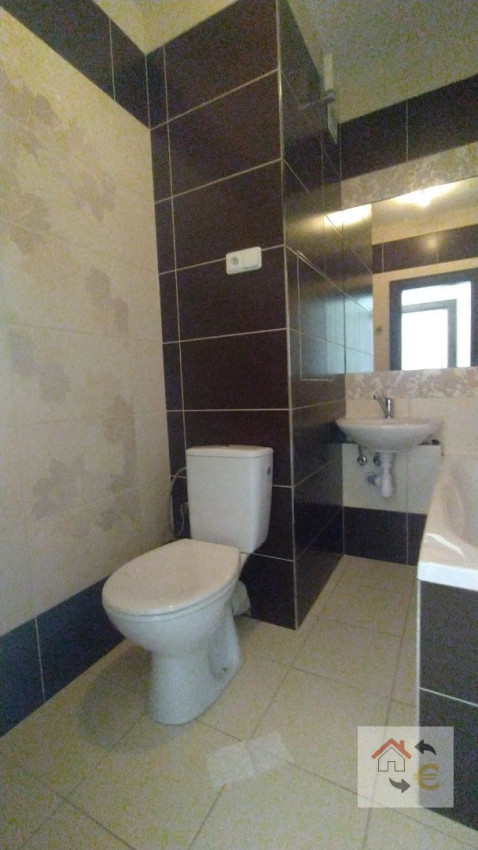 Prenajaté do 1.6.2026...1 izbový zrekonštruovaný byt Vlada Clementisa Sídlisko III