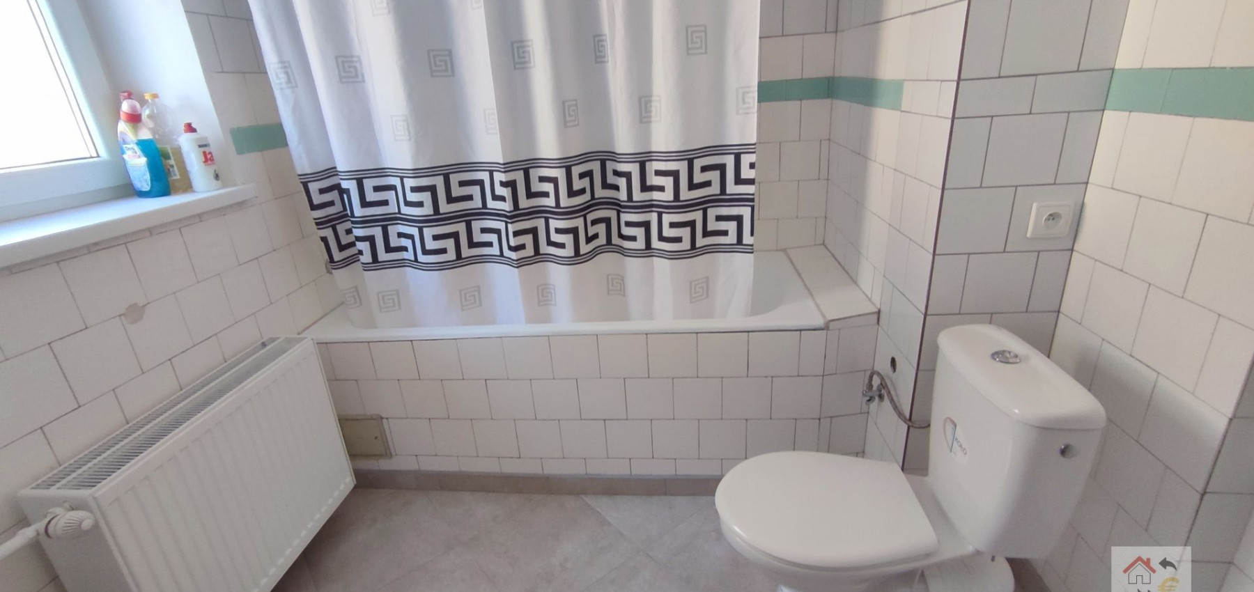 Voľná izba od 1.12.2024...PRENÁJOM SAMOSTATNEJ IZBY V RODINNOM DOME SO ZÁHRADOU, JESENSKÉHO ULICA