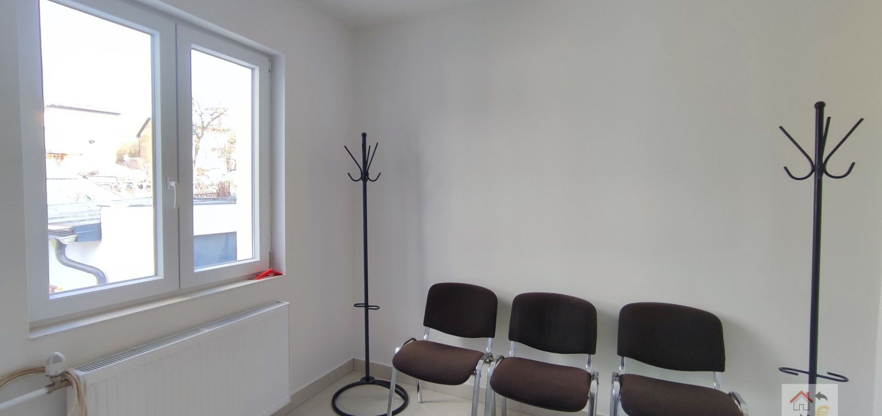 Voľná izba od 1.12.2024...PRENÁJOM SAMOSTATNEJ IZBY V RODINNOM DOME SO ZÁHRADOU, JESENSKÉHO ULICA