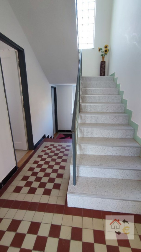 Voľná izba od 1.12.2024...PRENÁJOM SAMOSTATNEJ IZBY V RODINNOM DOME SO ZÁHRADOU, JESENSKÉHO ULICA