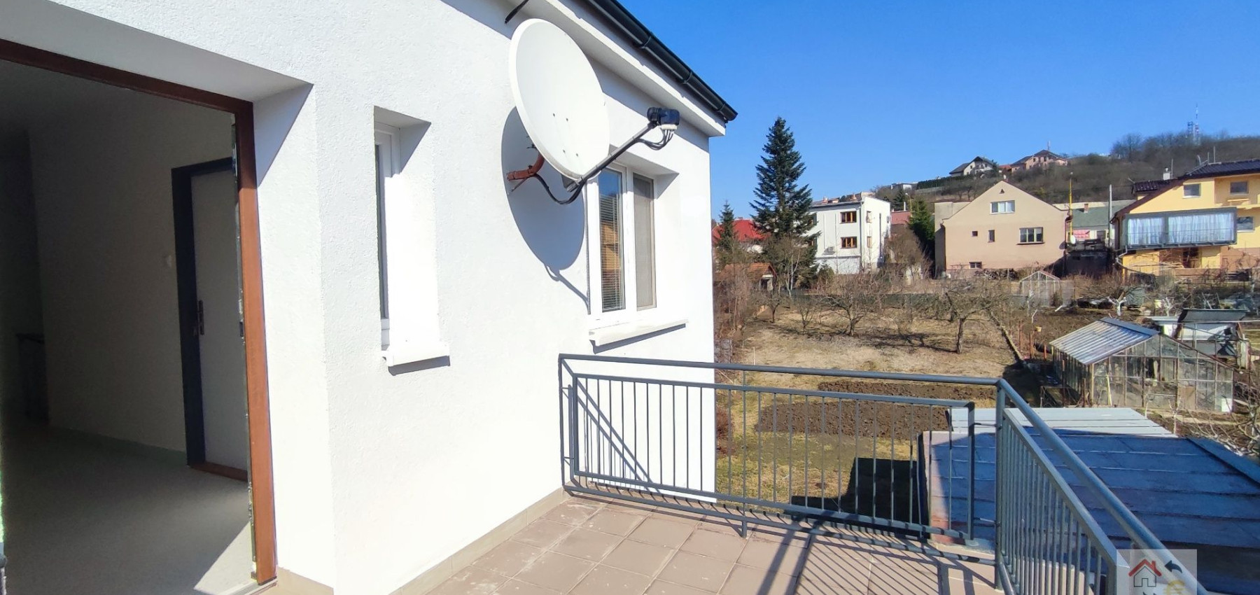 Voľná izba od 1.12.2024...PRENÁJOM SAMOSTATNEJ IZBY V RODINNOM DOME SO ZÁHRADOU, JESENSKÉHO ULICA