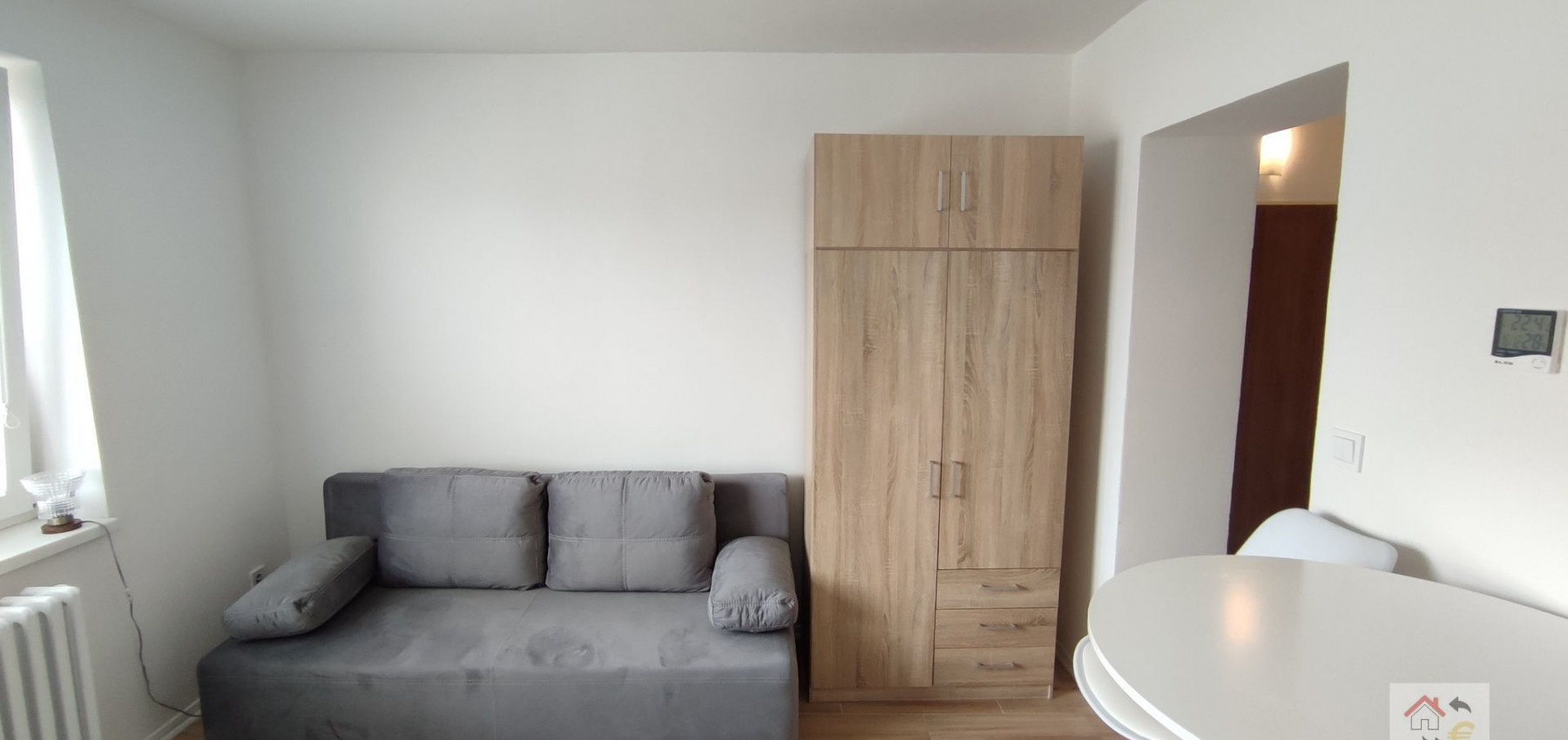 Prenajatá do 1.9.2026 - zariadená garsónka 20 m2 komplet rekonštrukcia