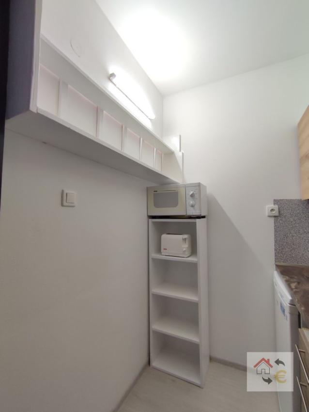 Prenajatá do 30.06.2024...Na prenájom garsónka v rodinnom dome v mestskej časti Surdok