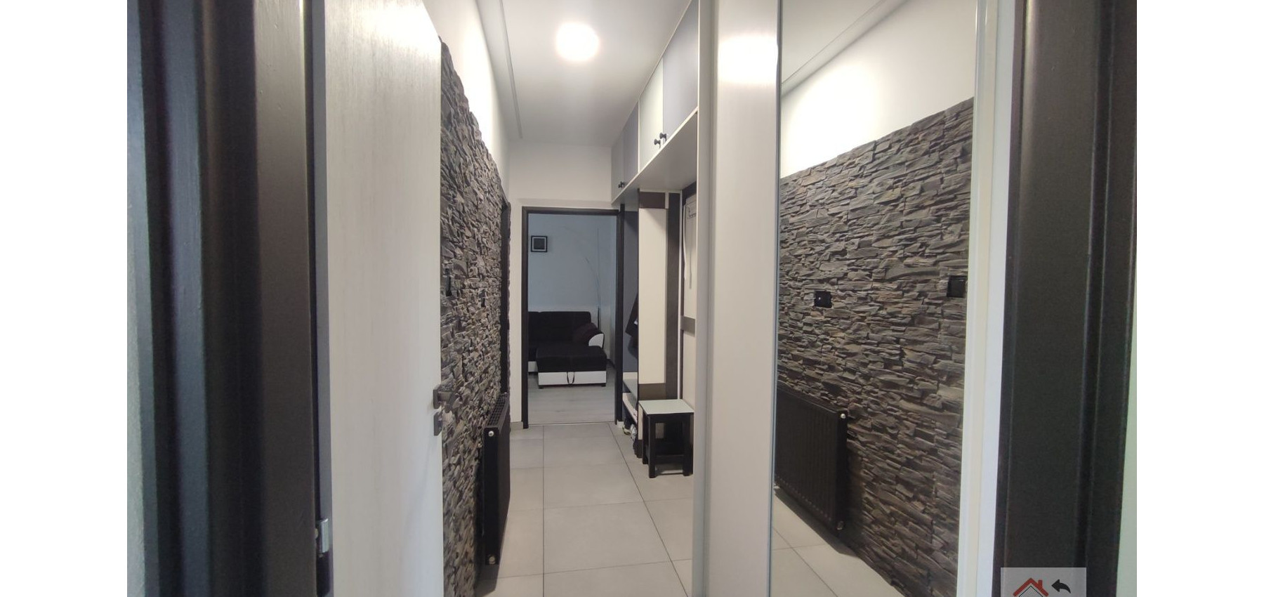 Prenajatý do 1.7.2026....Na prenájom krásny zrekonštruovaný 2 izbový byt sídlisku II pri Lidli