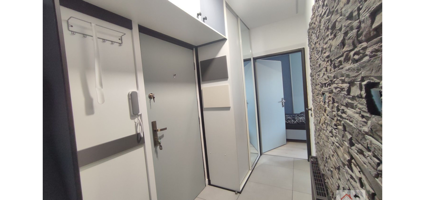 Prenajatý do 1.7.2026....Na prenájom krásny zrekonštruovaný 2 izbový byt sídlisku II pri Lidli