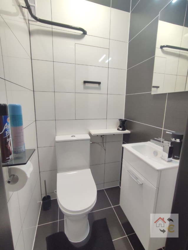 Prenajatý do 1.7.2026....Na prenájom krásny zrekonštruovaný 2 izbový byt sídlisku II pri Lidli