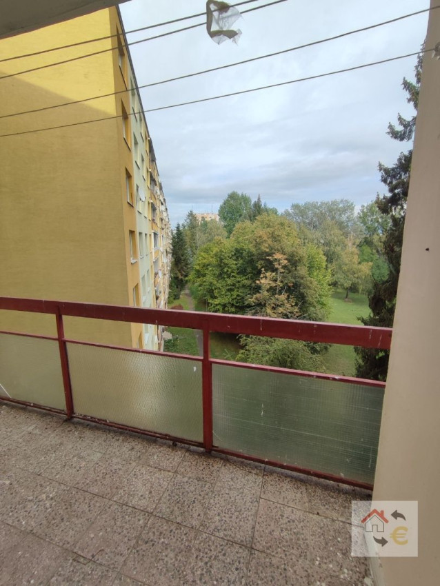 Prenajatý do 30.09.2024... 4 izbový byt po kompletnej rekonštrukcii na sídlisku 3 v Prešove