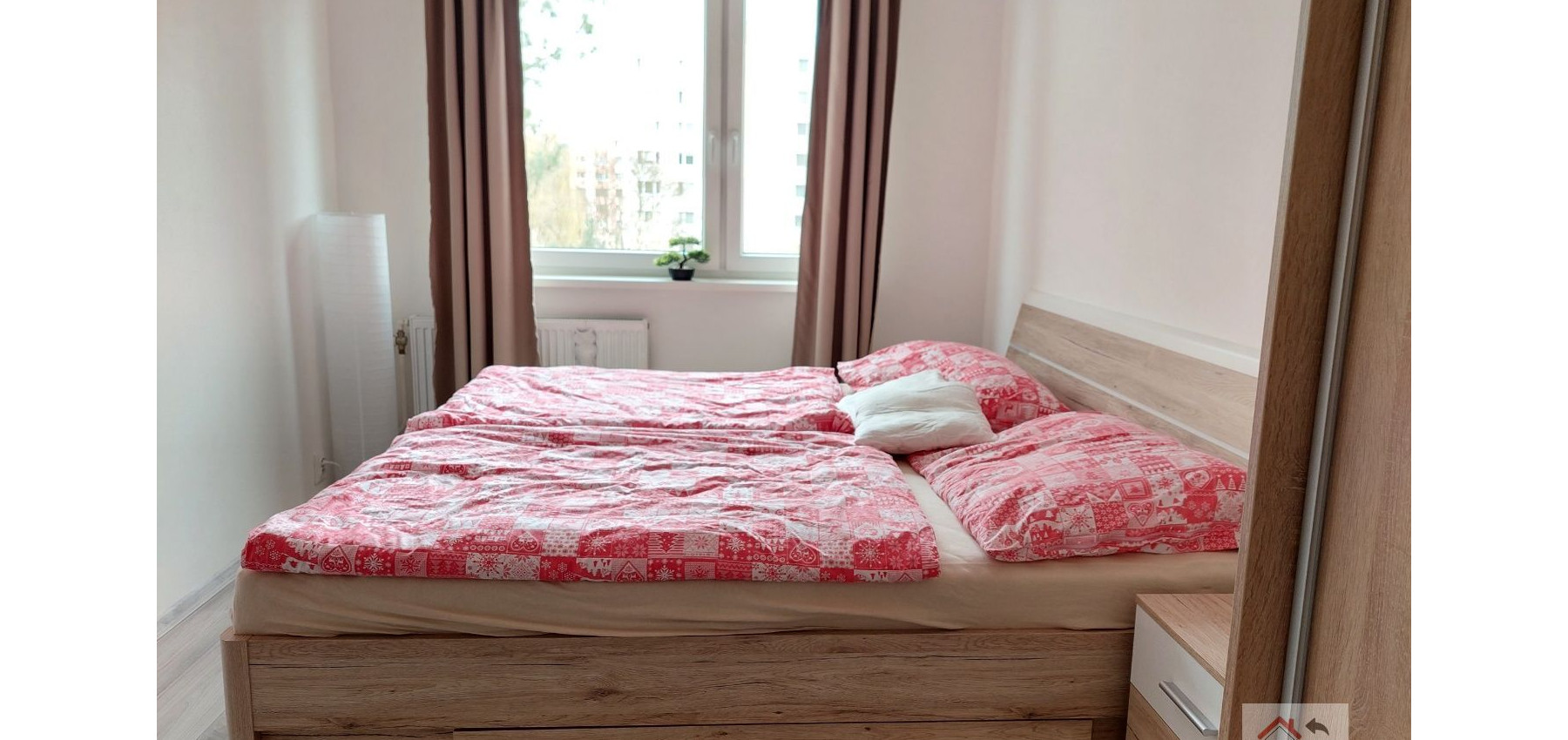 Prenajatý 1.5.2025....Prekrásny 2 izbový byt Sídlisko 3, Prostějovská, kompletná rekonštrukcia, zariadený, ihneď pripravený na bývanie