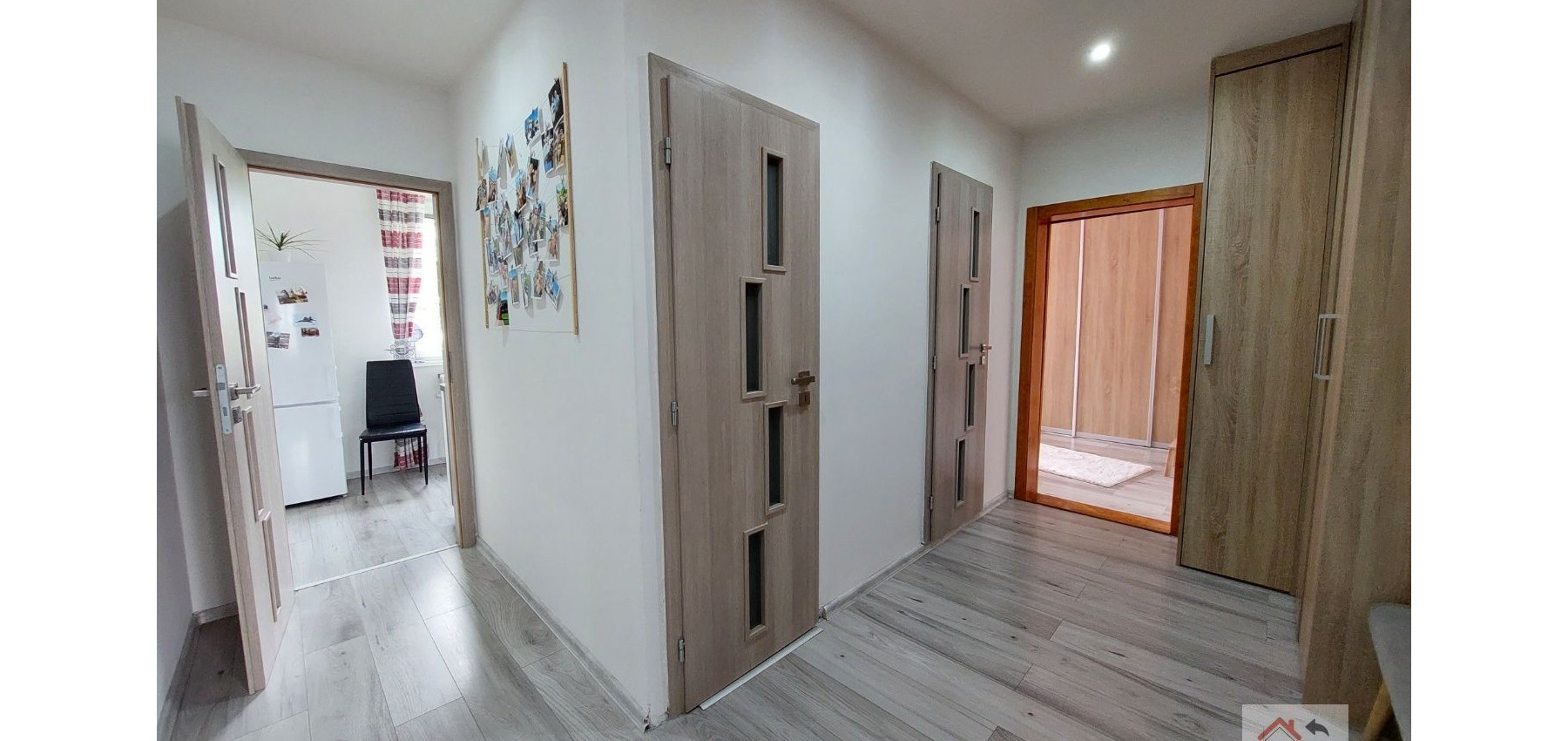 Prenajatý 1.5.2025....Prekrásny 2 izbový byt Sídlisko 3, Prostějovská, kompletná rekonštrukcia, zariadený, ihneď pripravený na bývanie