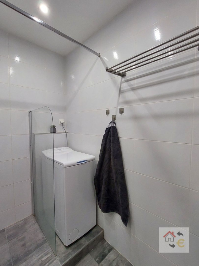 Prenajatý 1.5.2025....Prekrásny 2 izbový byt Sídlisko 3, Prostějovská, kompletná rekonštrukcia, zariadený, ihneď pripravený na bývanie