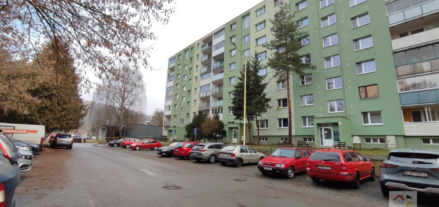 Prenajatý 1.5.2025....Prekrásny 2 izbový byt Sídlisko 3, Prostějovská, kompletná rekonštrukcia, zariadený, ihneď pripravený na bývanie