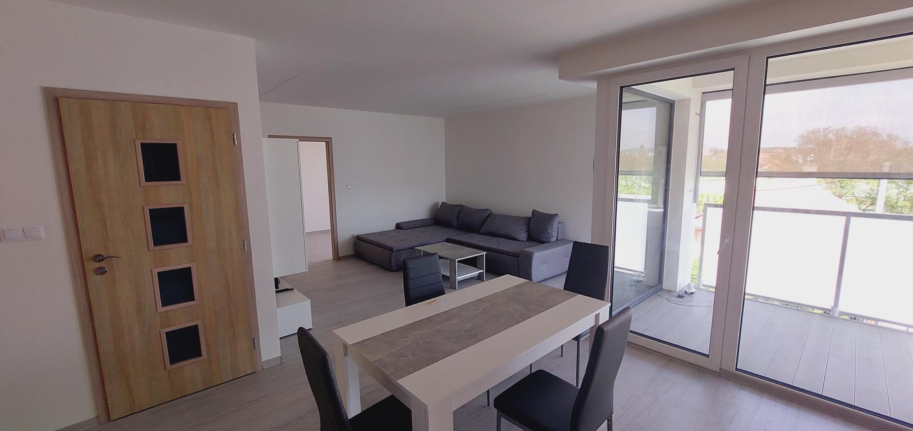 Prenajatý do 1.5.2025....4 izbový byt v nádhernom prostredí blízko lesa Pod Kamennou baňou v Prešove