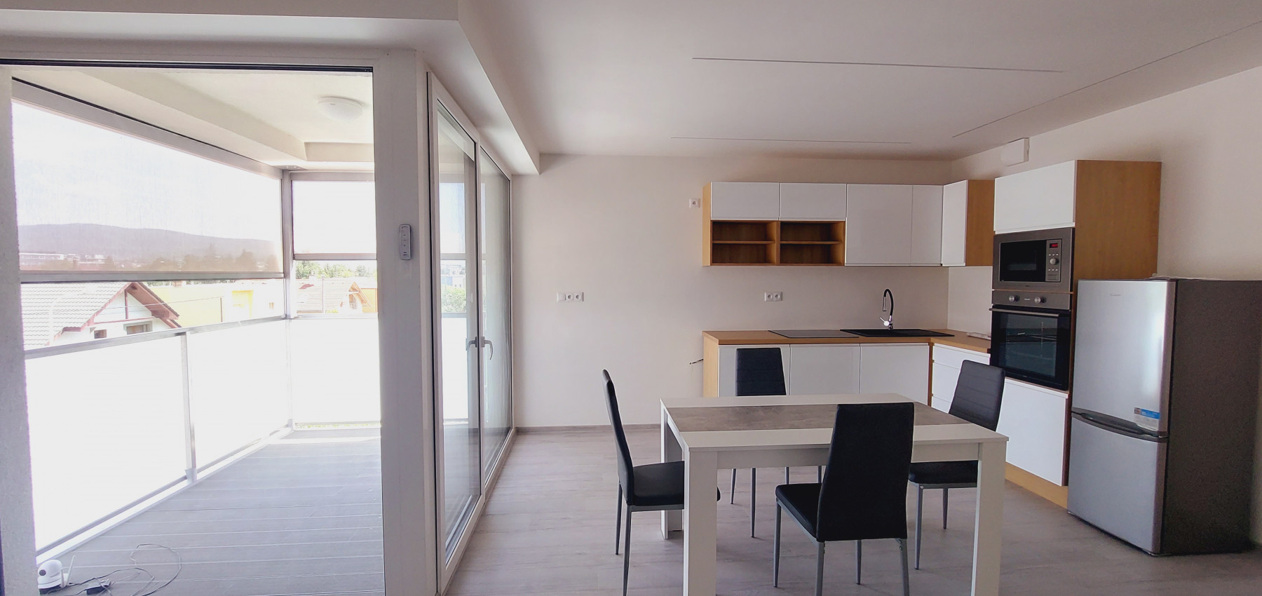 Prenajatý do 1.5.2025....4 izbový byt v nádhernom prostredí blízko lesa Pod Kamennou baňou v Prešove