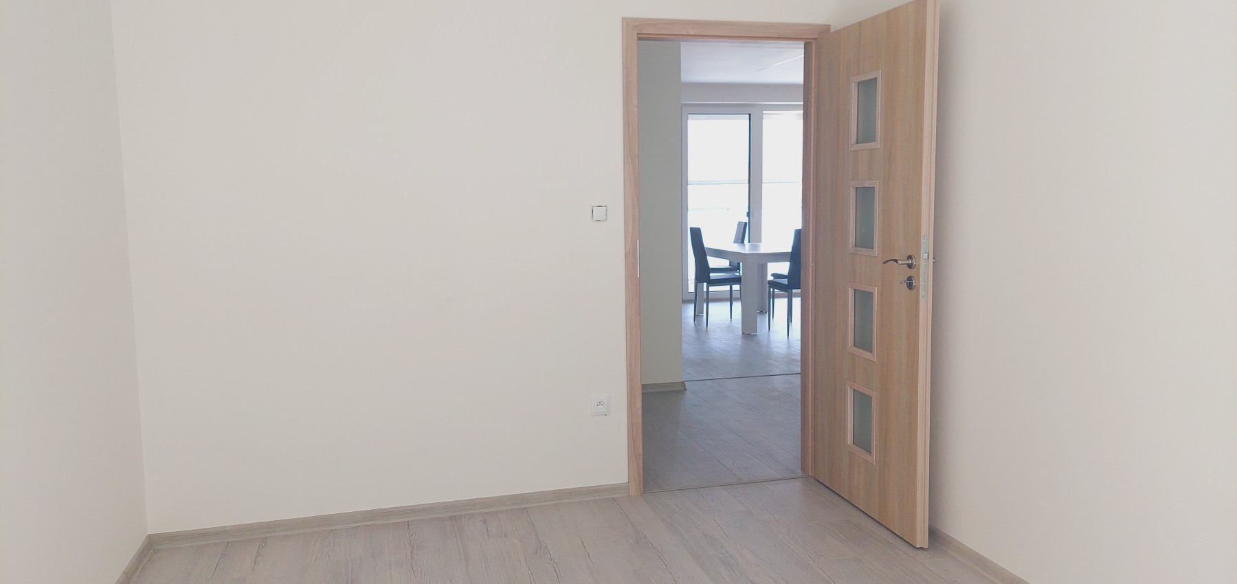 Prenajatý do 1.5.2025....4 izbový byt v nádhernom prostredí blízko lesa Pod Kamennou baňou v Prešove