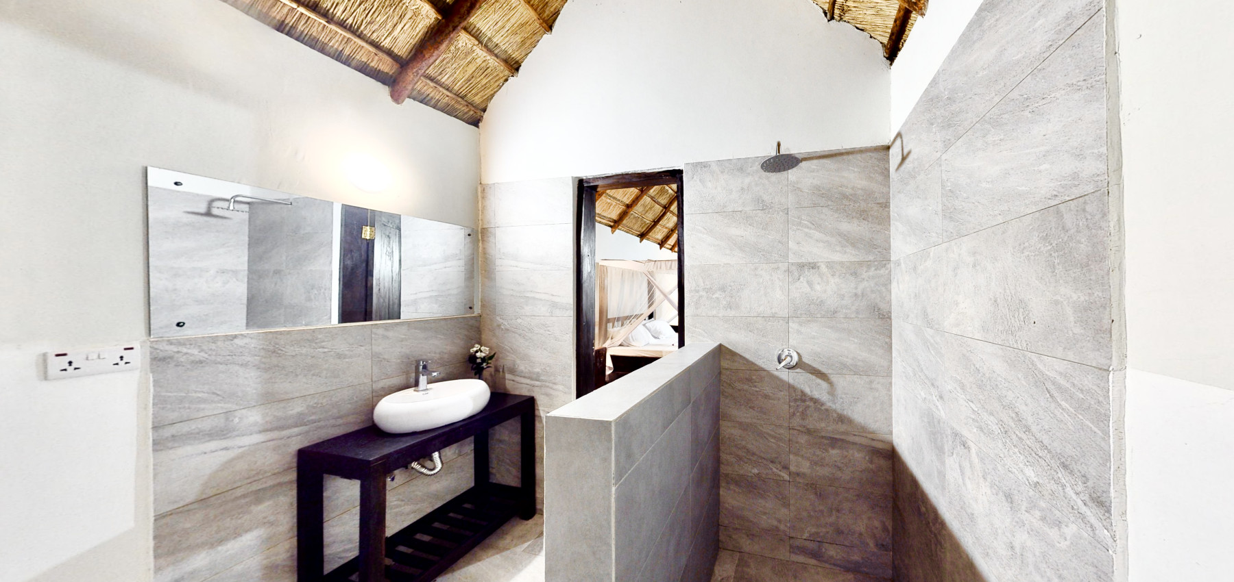 Zaria resort Zanzibar - dovolenkový prenájom bungalovu so záhradou pre pár D03