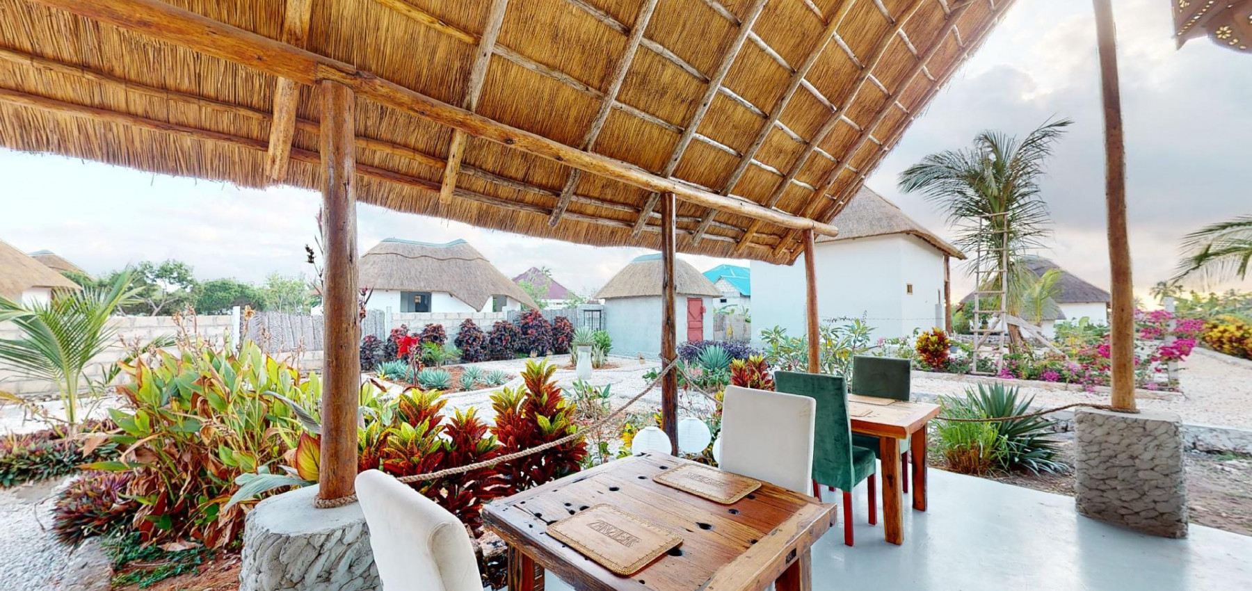 Zaria resort Zanzibar - dovolenkový prenájom bungalovu so záhradou pre pár D03