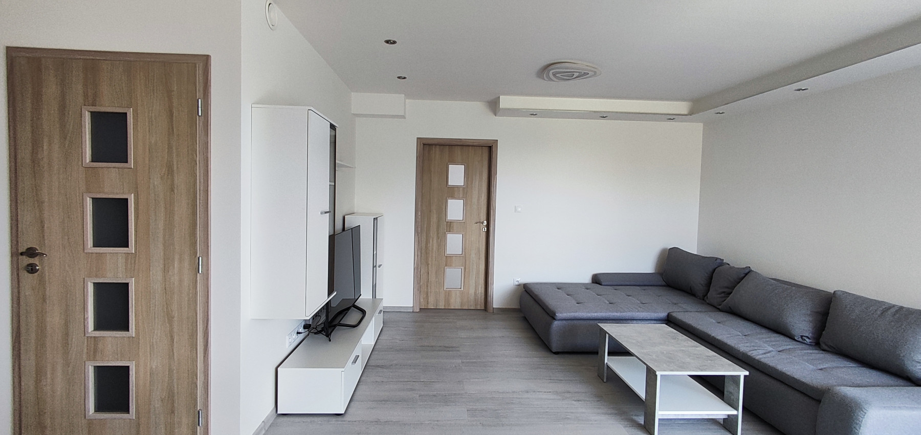 Prenajatý do 1.5.2025....4 izbový byt v nádhernom prostredí blízko lesa Pod Kamennou baňou v Prešove