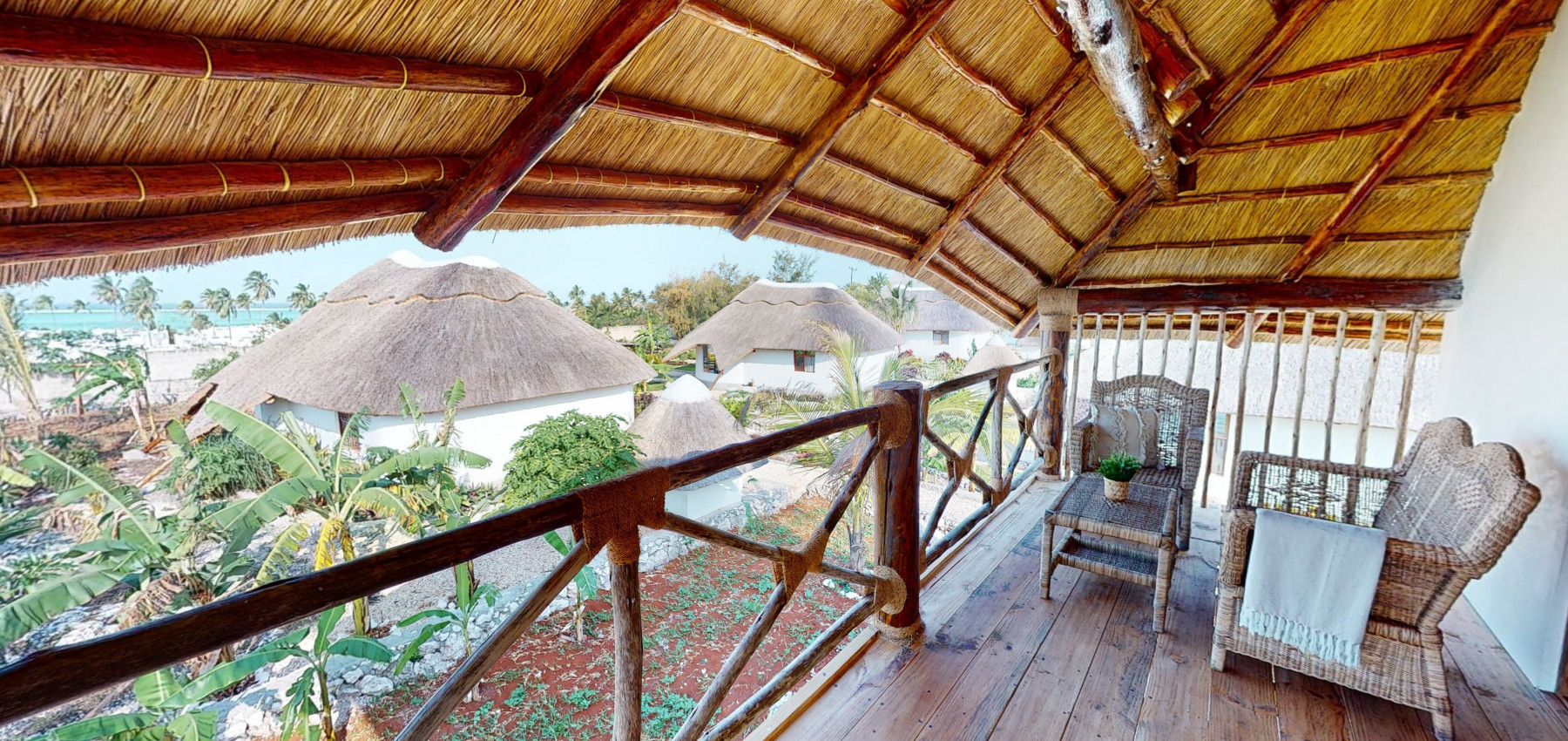 Zaria resort Zanzibar - luxusný poschodový dom, balkón s výhľadom na more a záhradou pre dve osoby D08