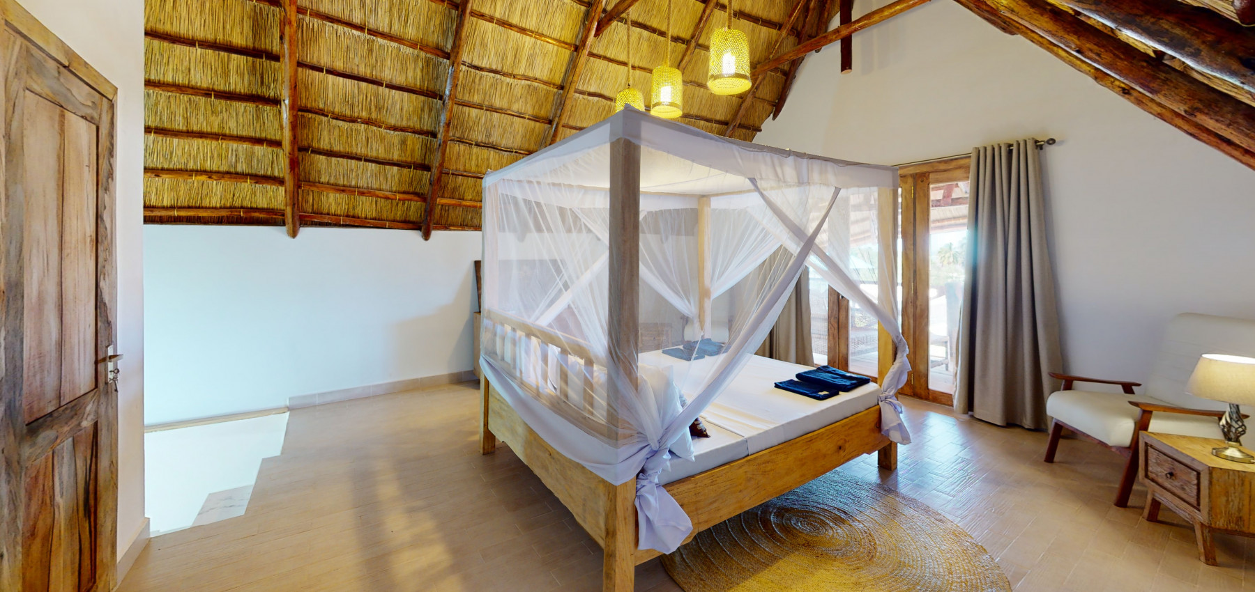 Zaria resort Zanzibar - luxusný poschodový dom, balkón s výhľadom na more a záhradou pre dve osoby D08