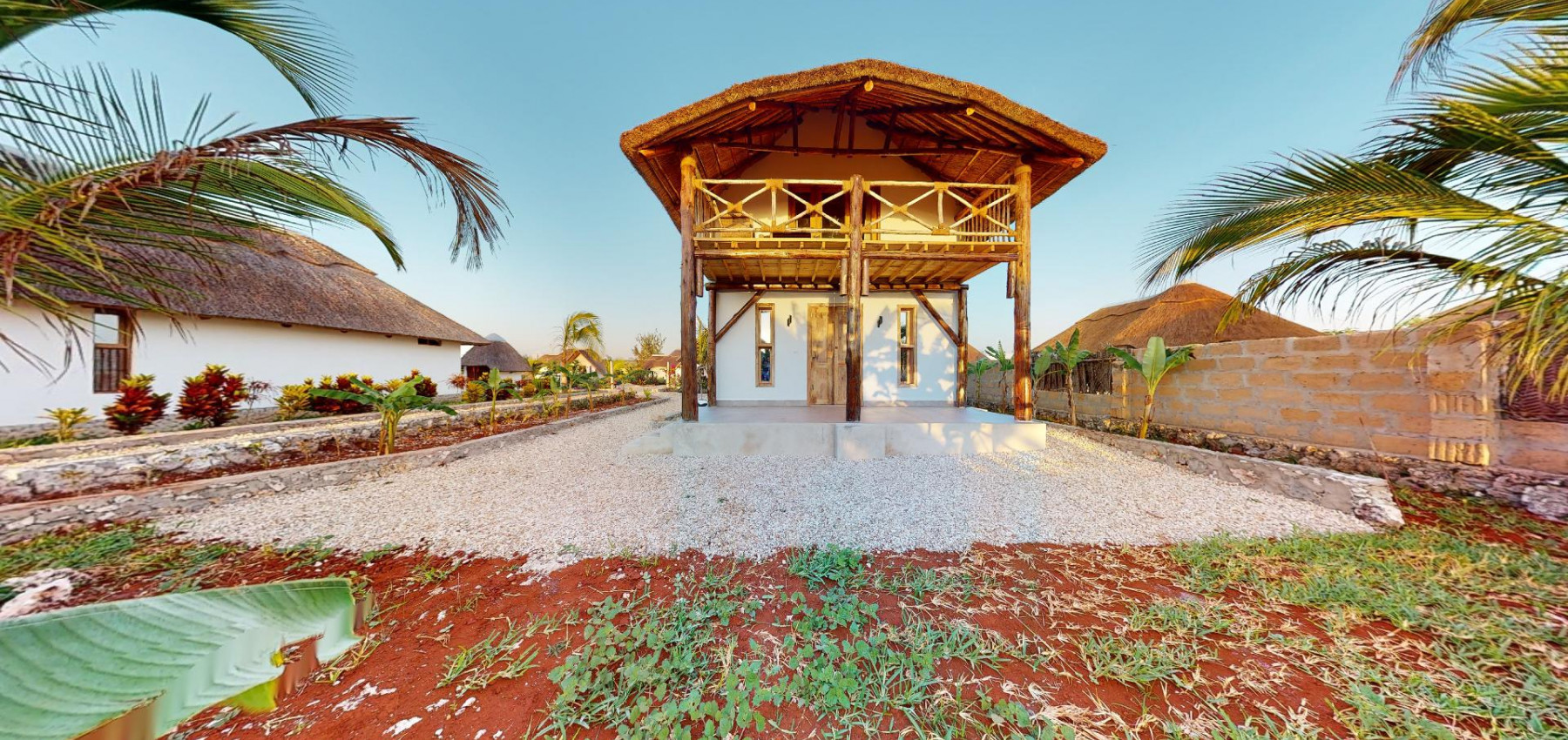 Zaria resort Zanzibar - luxusný poschodový dom, balkón s výhľadom na more a záhradou pre dve osoby D08