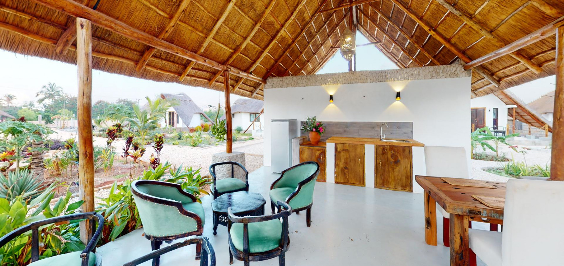 Zaria resort Zanzibar - luxusný poschodový dom, balkón s výhľadom na more a záhradou pre dve osoby D08