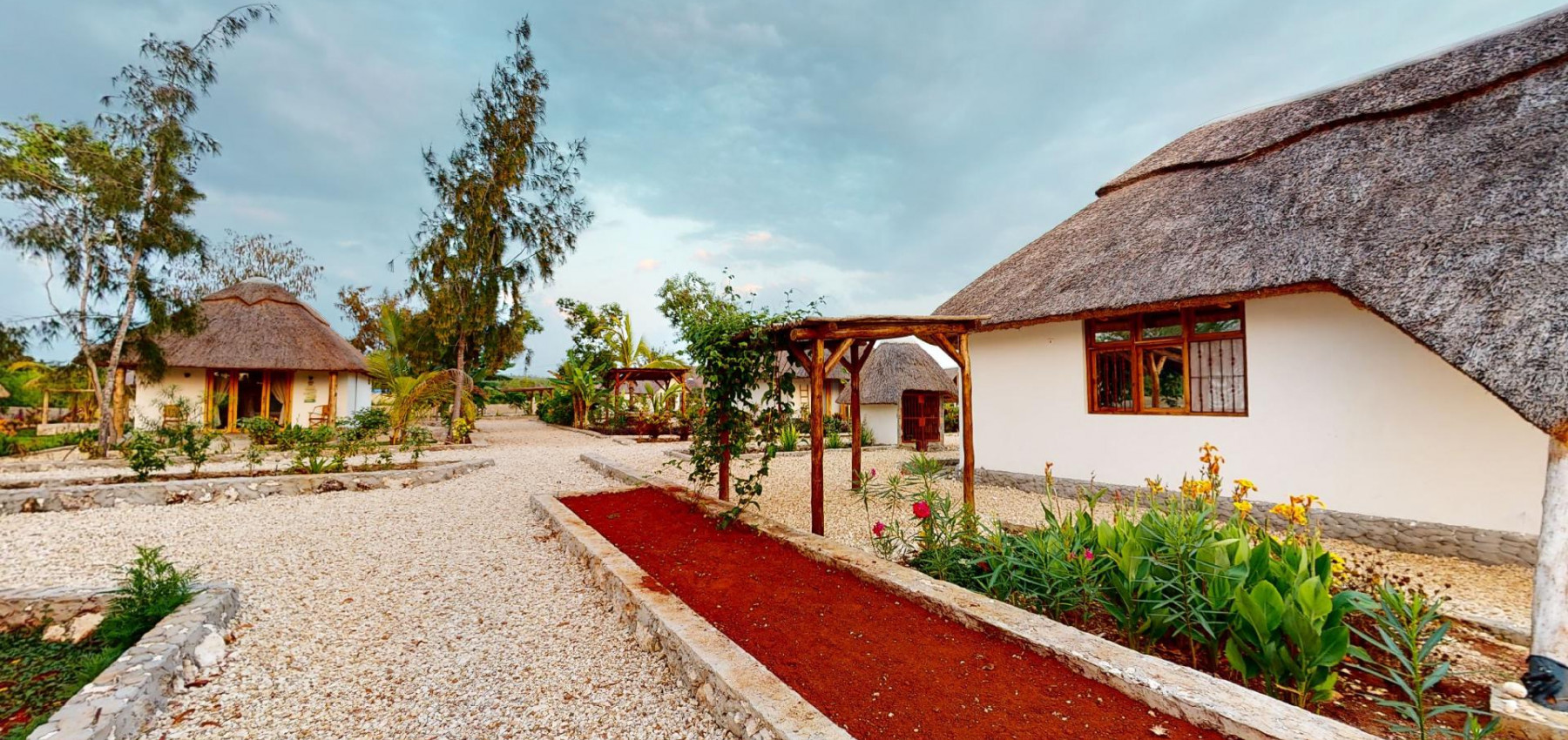 Zaria resort Zanzibar - dovolenkový prenájom bungalovu s dvomi spálňami a záhradou pre dva páry D10