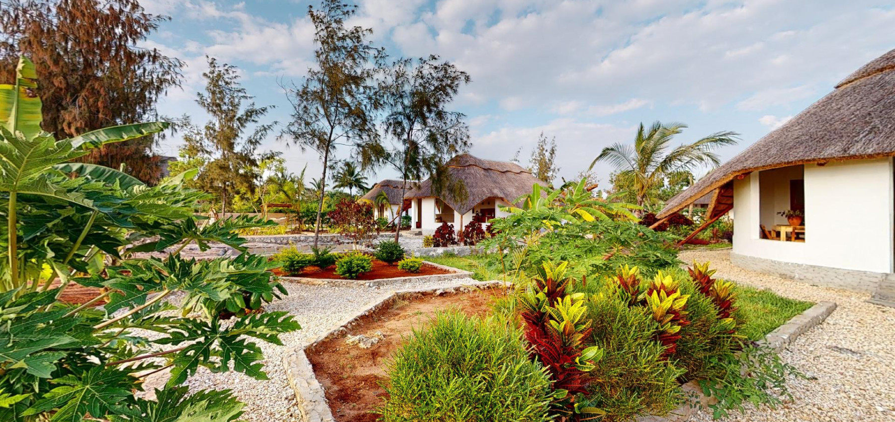 Zaria resort Zanzibar - dovolenkový prenájom bungalovu s dvomi spálňami a záhradou pre dva páry D10