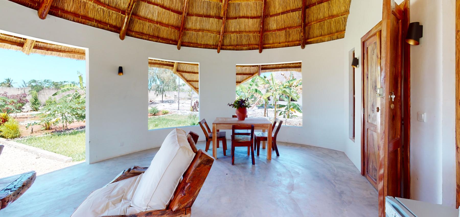 Zaria resort Zanzibar - dovolenkový prenájom bungalovu s dvomi spálňami a záhradou pre 2 páry D11