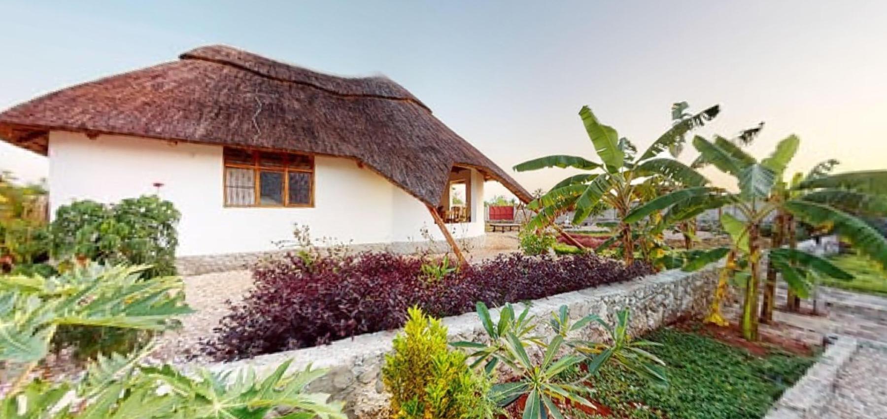 Zaria resort Zanzibar - dovolenkový prenájom bungalovu s dvomi spálňami a záhradou pre 2 páry D11
