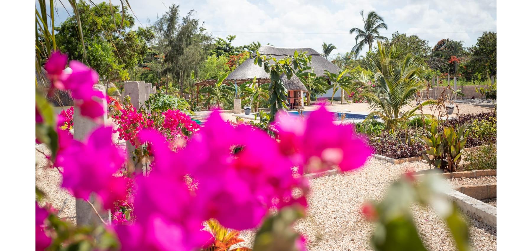 Zaria resort Zanzibar - luxusný poschodový dom, balkón s výhľadom na more a záhradou pre dve osoby D08