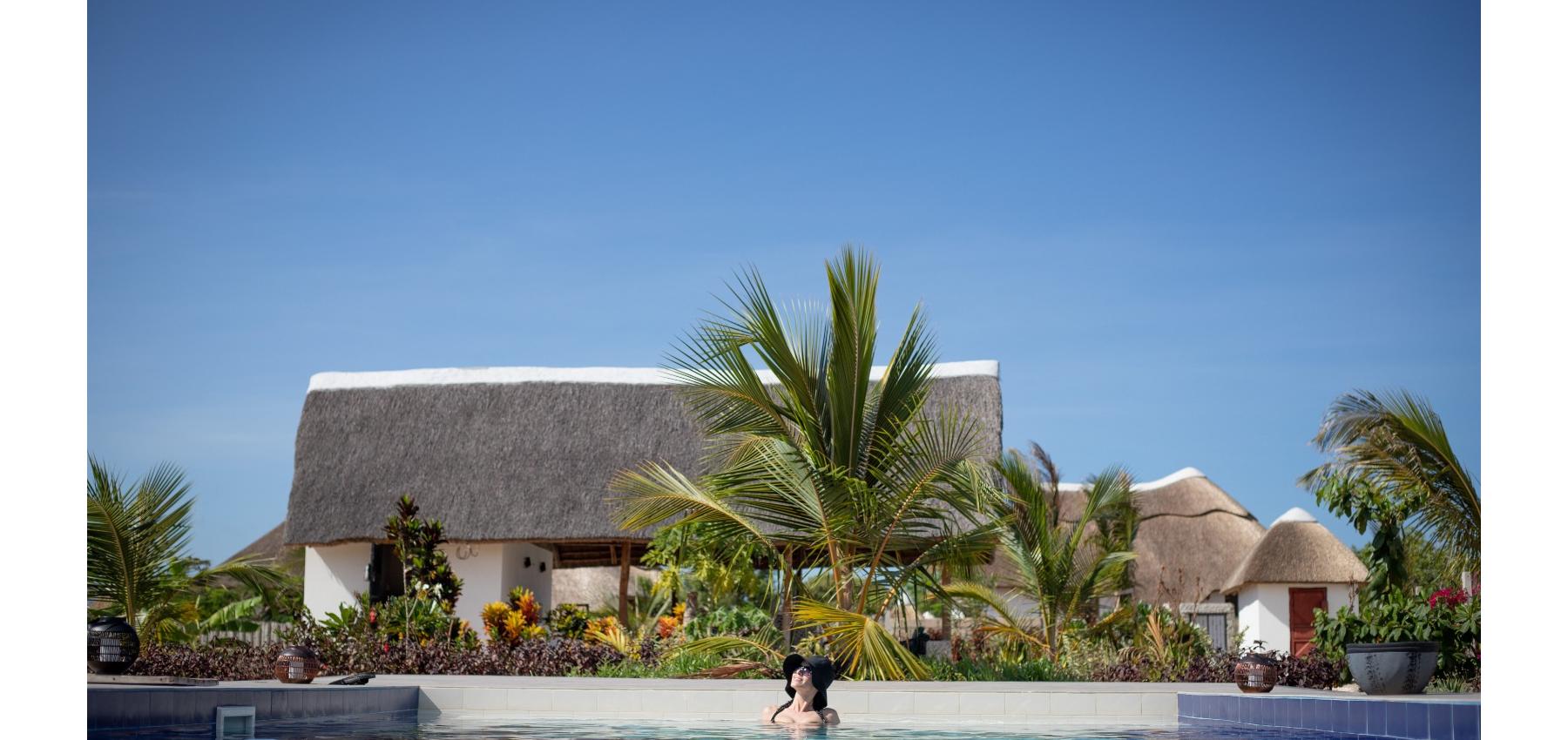 Zaria resort Zanzibar - luxusný poschodový dom, balkón s výhľadom na more a záhradou pre dve osoby D08