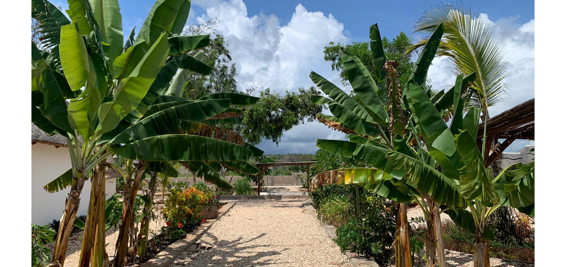 Zaria resort Zanzibar - luxusný poschodový dom, balkón s výhľadom na more a záhradou pre dve osoby D08