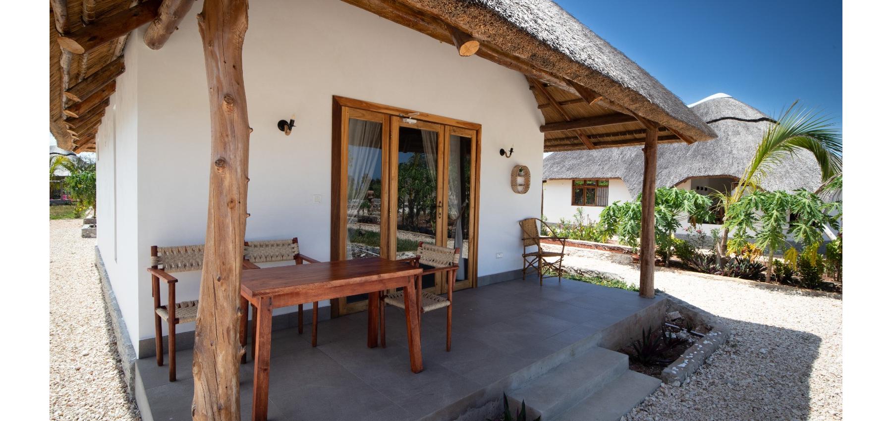 Zaria resort Zanzibar - dovolenkový prenájom bungalovu so záhradou pre dve osoby D07