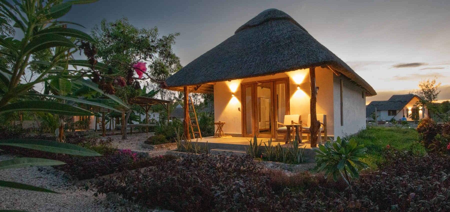 Zaria resort Zanzibar - dovolenkový prenájom bungalovu so záhradou pre dve osoby D07