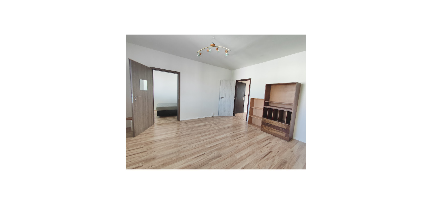 Prenajatý do 1.8.2025...3 izbový byt Šrobárova Prešov