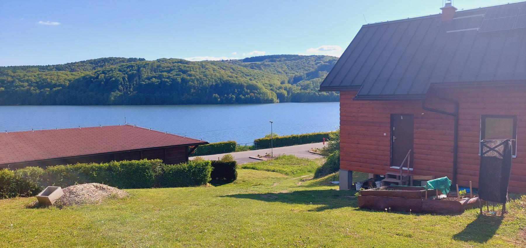 Na predaj murovaná poschodová rekreačná chata Domaša