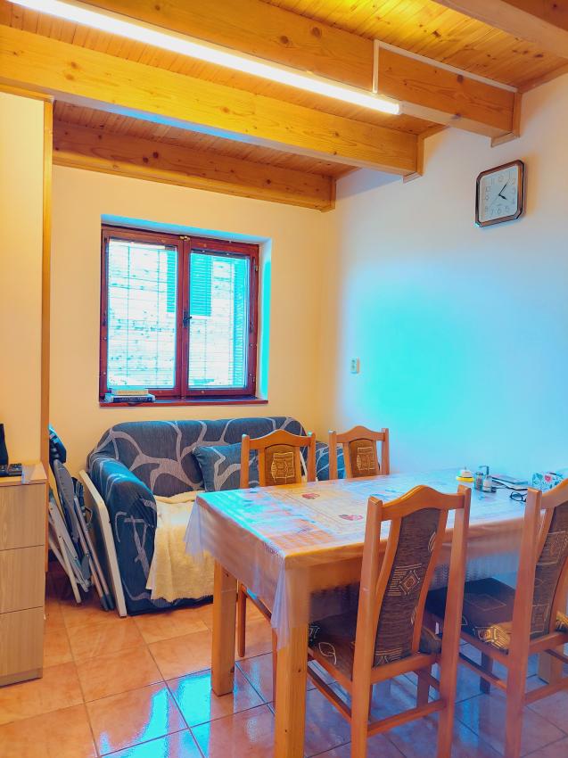 Na predaj murovaná poschodová rekreačná chata Domaša