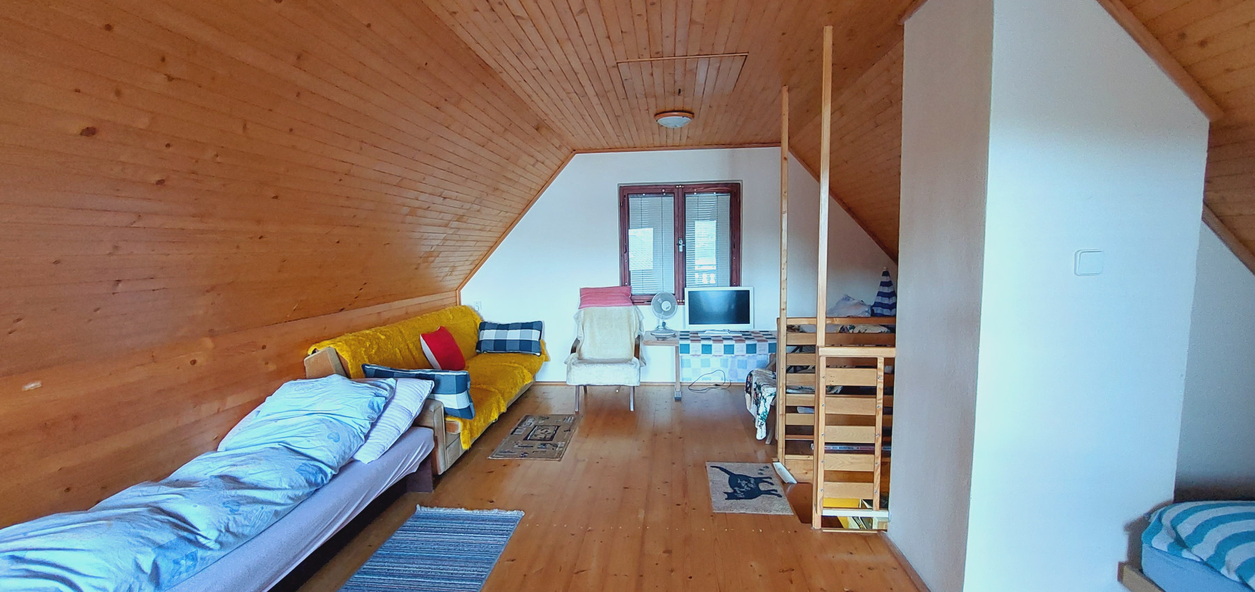 Na predaj murovaná poschodová rekreačná chata Domaša