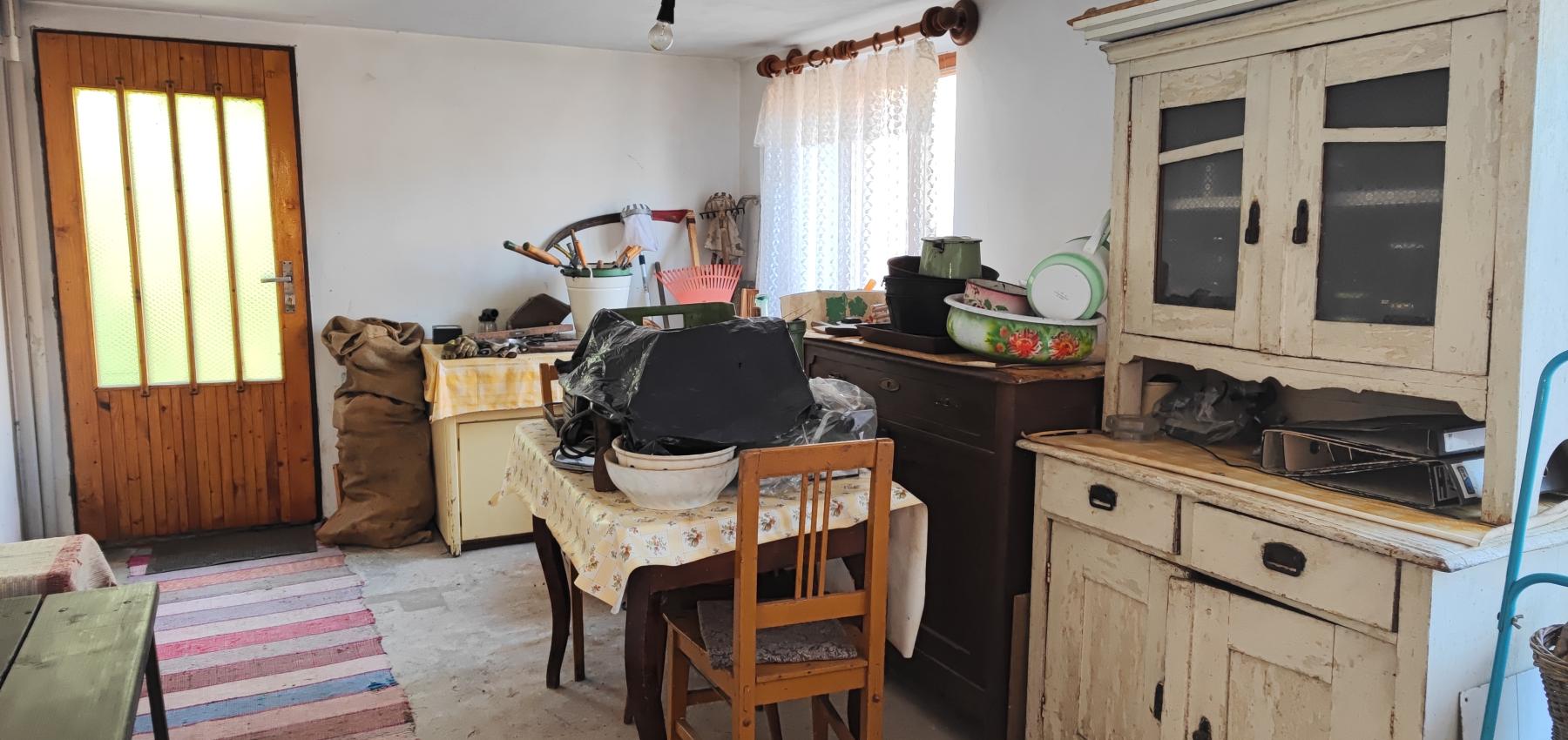 Rodinný dom Hanušovce so skvelým potenciálom pre zručného majstra so vzťahom k histórii