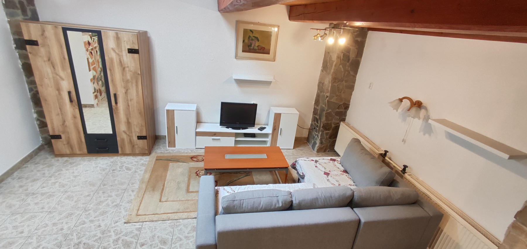 Prenajatý do 1.9.2024...2 izbový zariadený byt v centre mesta na Františkánskom námestí