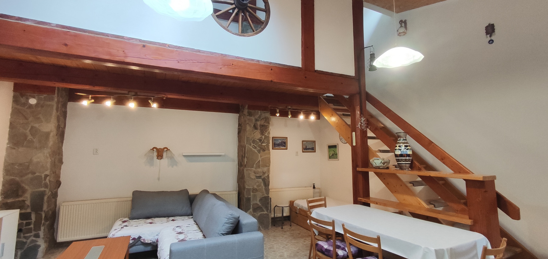 Prenajatý do 1.9.2024...2 izbový zariadený byt v centre mesta na Františkánskom námestí